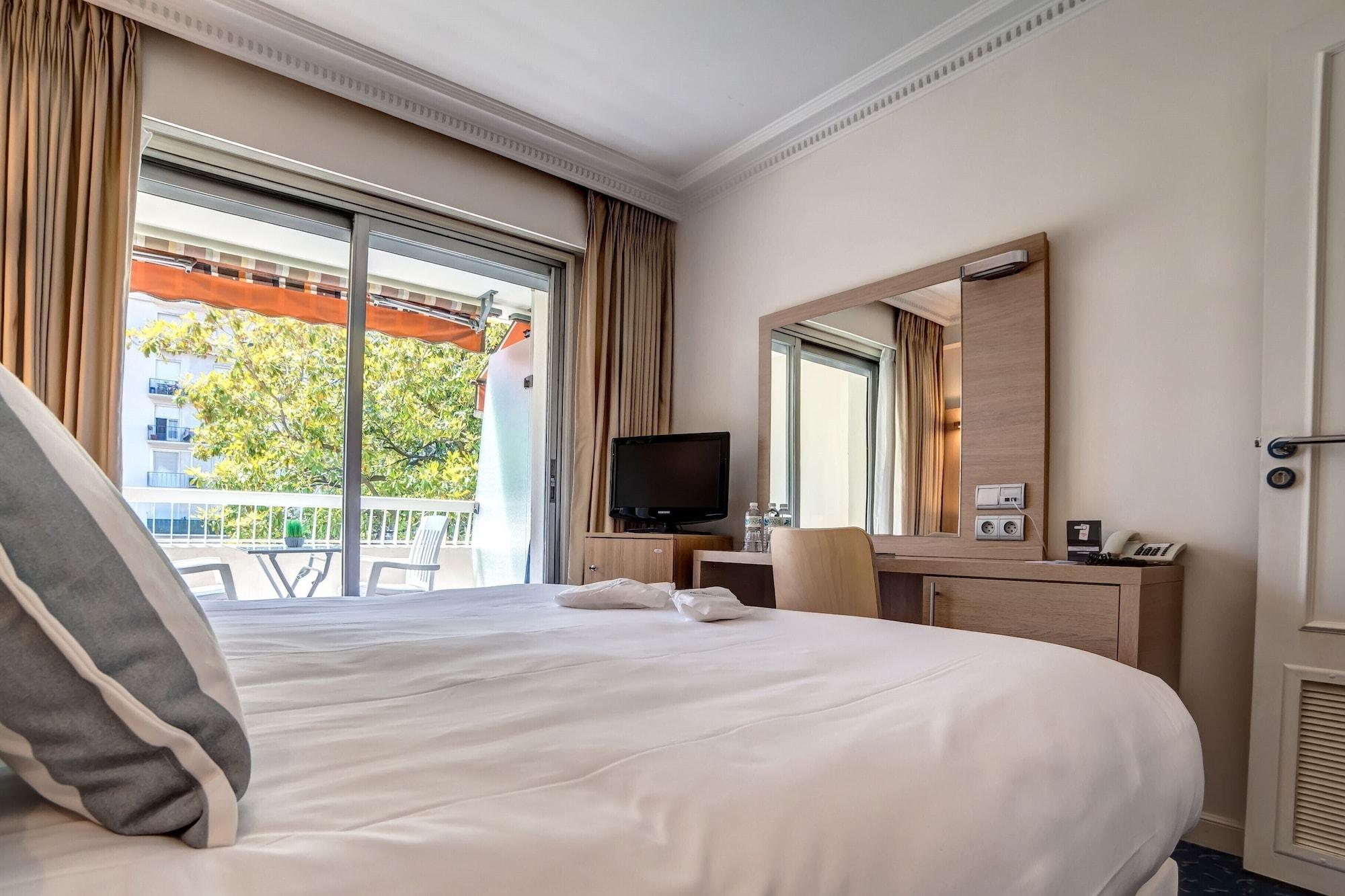 Hotel Victoria Cannes Bagian luar foto