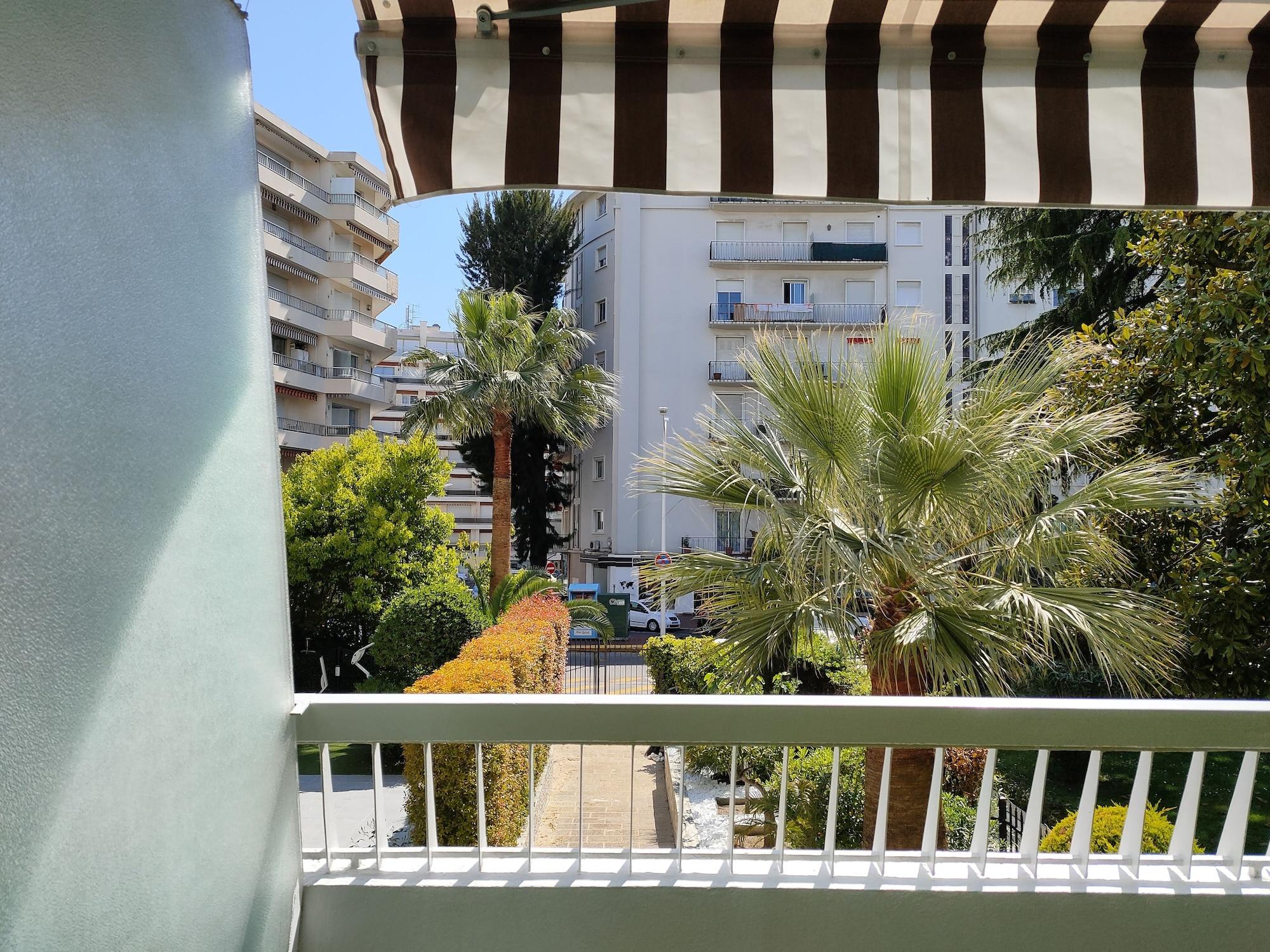 Hotel Victoria Cannes Bagian luar foto