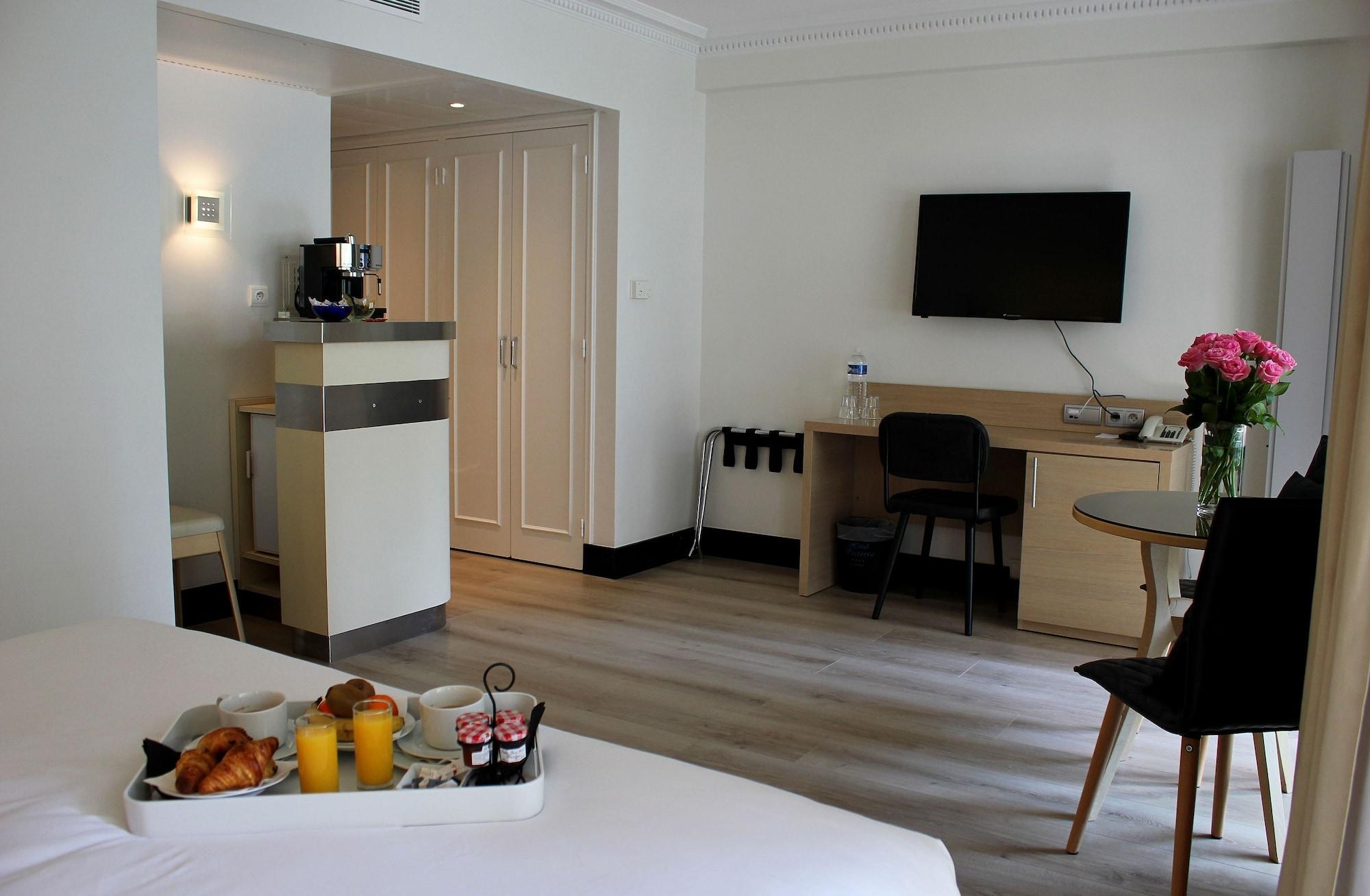 Hotel Victoria Cannes Bagian luar foto