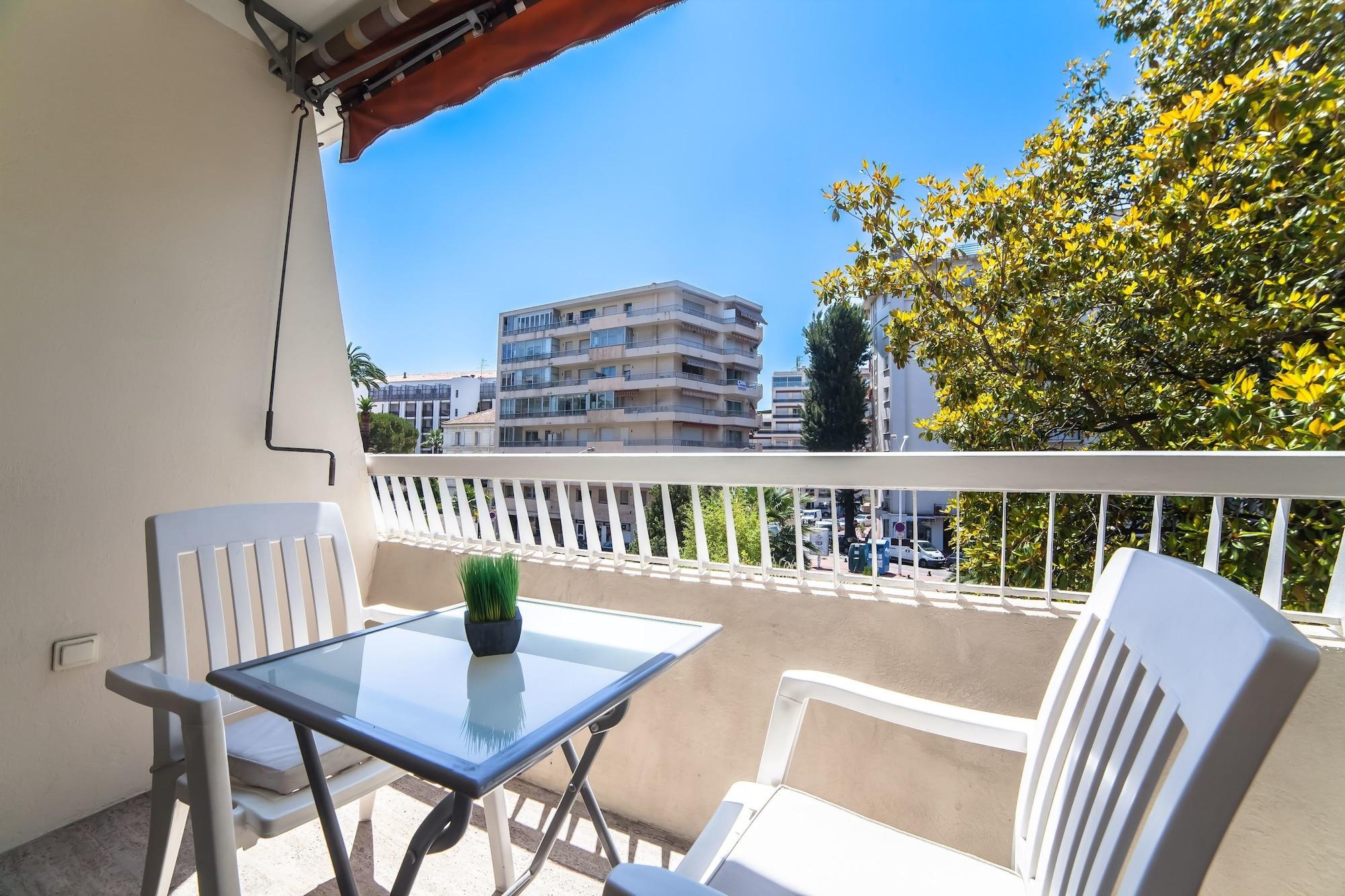 Hotel Victoria Cannes Bagian luar foto