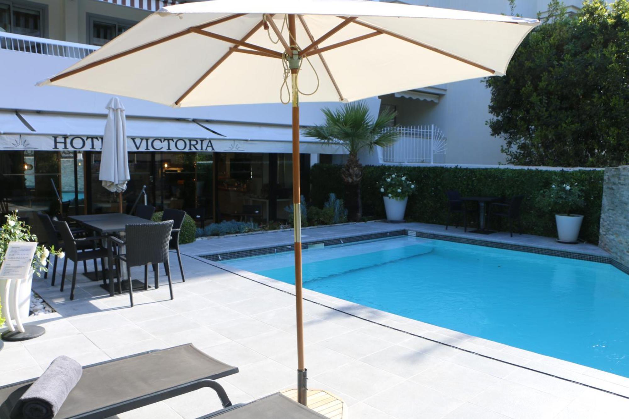Hotel Victoria Cannes Bagian luar foto
