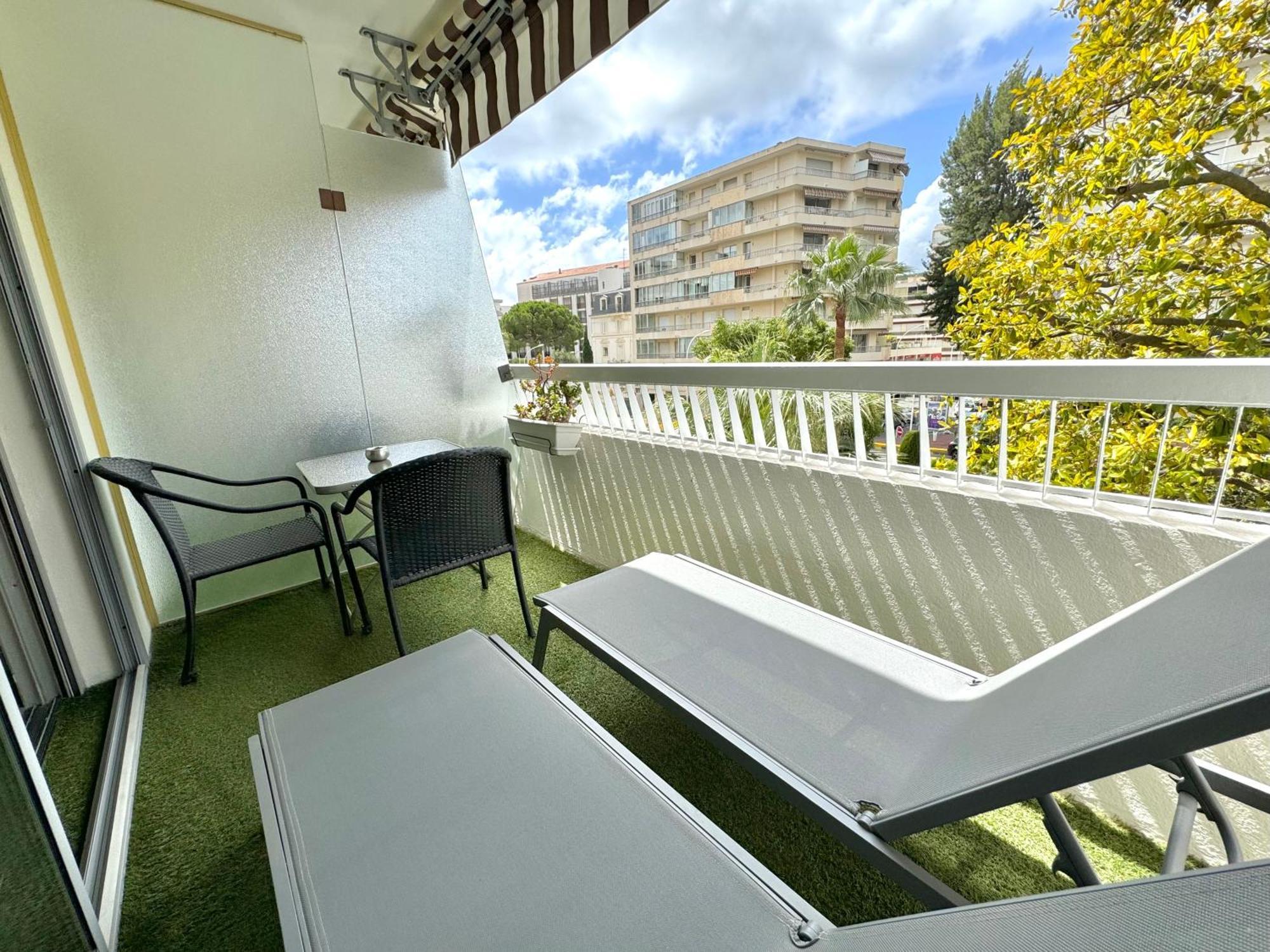 Hotel Victoria Cannes Bagian luar foto